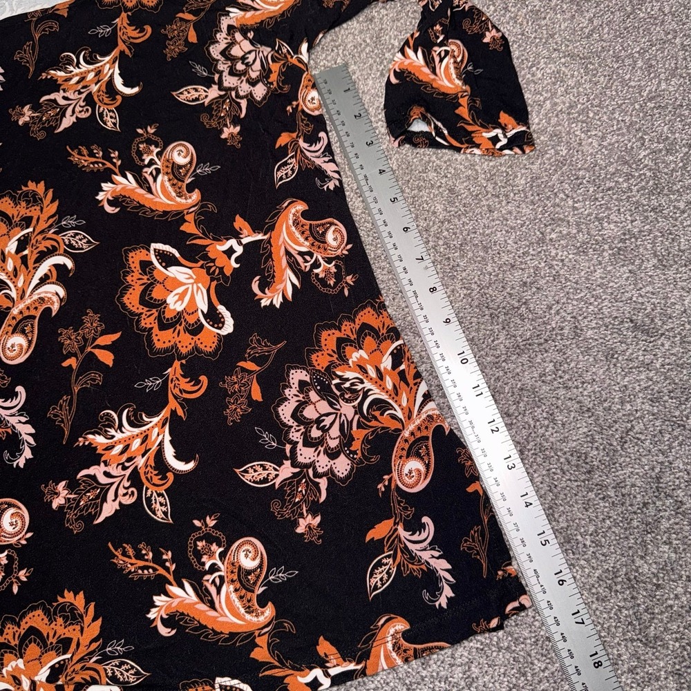 Liz Claiborne Women's Black, Brown, Orange 3/4 Sleeve Top - Size Medium - Picture 4 of 9